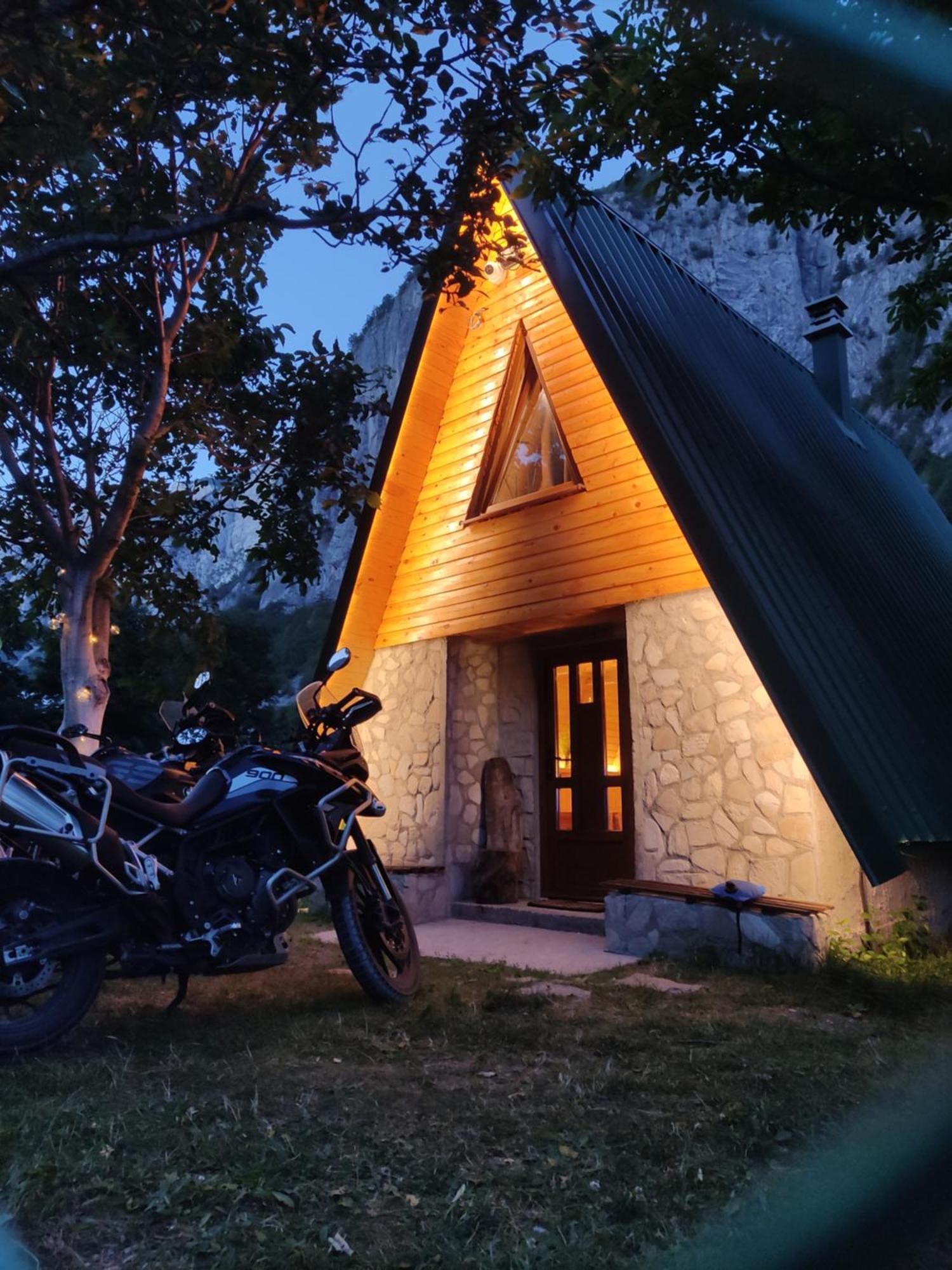Eco Resort Komarnica Savnik Esterno foto